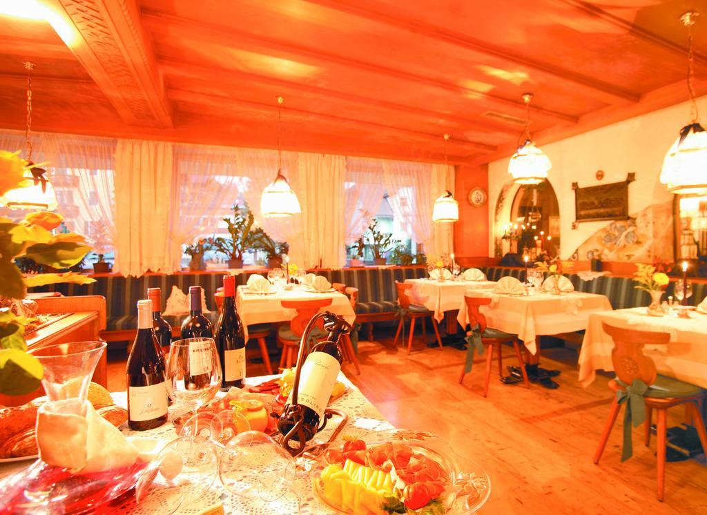 Hotel Tschurtschenthaler Toblach Restaurang bild